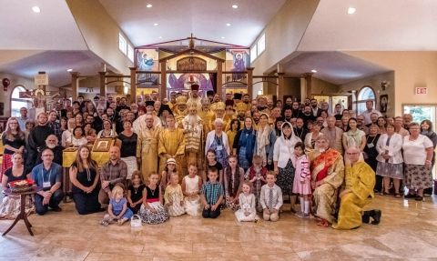 Clergé et fidèles à l'Assemblée archidiocésaine 2017 à Edmonton 
