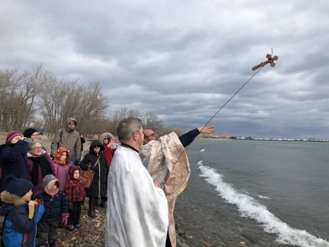Holy Myrrhbearers Orthodox Mission - Pan-Orthodox Great Blessing of Water at Cherry Beach in Toronto